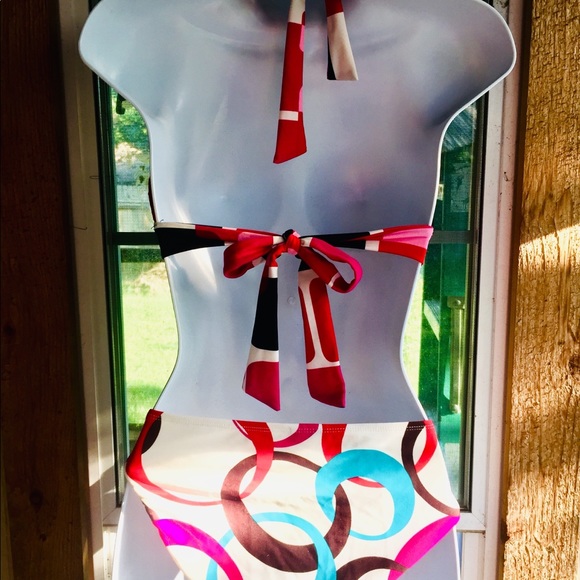 A BIKINI IN GOOD TASTE IN BEAVER CREEK CO. 1997 - Picture 6 of 8